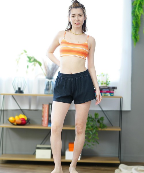 Hurley (ハーレー)の「Hurley/ハーレー 水陸両用 ショートパンツ/トランクス WBS2421043(水着・レディース・ブラック/オレンジ/ネイビー/ラベンダー/ブラック×ホワイト/オリーブ/ホワイト/ブラック×ブルー/ブラウン×イエロー/グレイッシュブルー・L/M/S)」の19枚目の写真