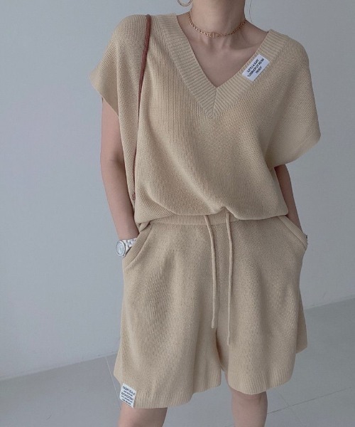 N.s(エヌドットエス)の「フレンチスリーブニットトップス+ショートパンツセットアップ(セットアップ・レディース・アイボリー/ブラック/ピンク/モカ・FREE)」の3枚目の写真
