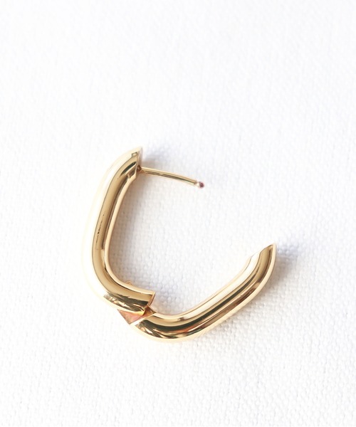 MIXTO（ミスト）の「サージカルステンレスピアス（ピアス（両耳用）・レディース・ゴールド/シルバー・ONE SIZE）」の3枚目の写真