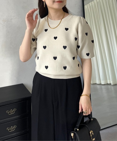 prose verse（プロズヴェール）の「半袖ハート刺繍ニット（ニット/セーター・レディース・ブラック/ベージュ・ﾌﾘ-）」の7枚目の写真