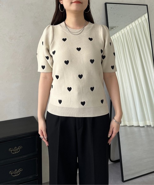 prose verse（プロズヴェール）の「半袖ハート刺繍ニット（ニット/セーター・レディース・ブラック/ベージュ・ﾌﾘ-）」の20枚目の写真