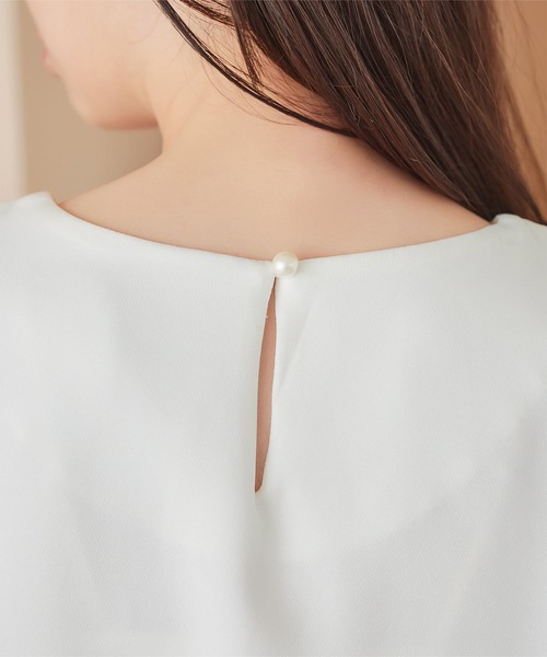 KOBE LETTUCE（コウベレタス）の「ネックパールトップス（シャツ/ブラウス・レディース・オフホワイト/サックスブルー/ブラック/ホワイト系/サックスブルー系/ブラック系・M/M1）」の10枚目の写真