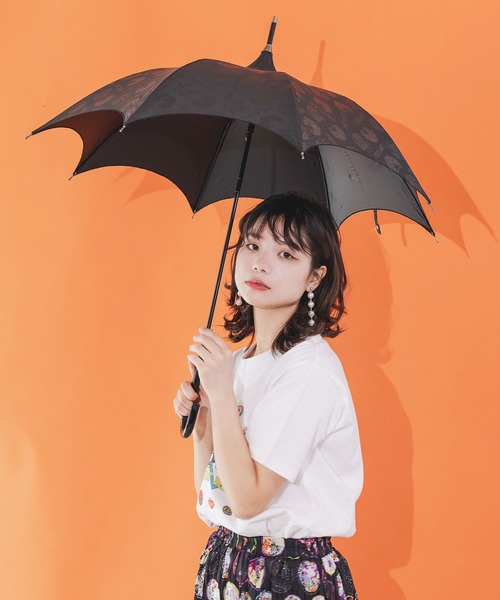 ScoLar（スカラー）の「642701：パゴタ型ハイレグ スカラーちゃん総柄 遮光アンブレラ（長傘・レディース・ブラック・FREE）」の3枚目の写真