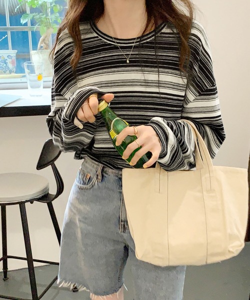 Dewlily(デューリリー)の「マルチボーダーTシャツ(Tシャツ/カットソー・レディース・ブルー/ブラック/グリーン/ピンク・FREE)」の17枚目の写真
