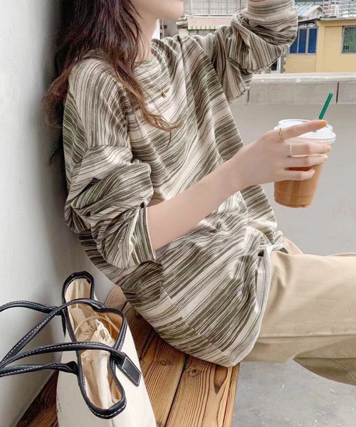 Dewlily(デューリリー)の「マルチボーダーTシャツ(Tシャツ/カットソー・レディース・ブルー/ブラック/グリーン/ピンク・FREE)」の18枚目の写真