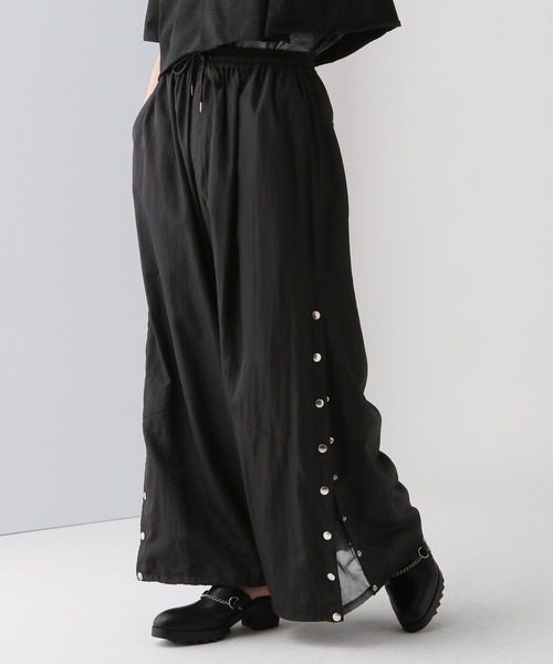 HARE（ハレ）の「【万美＆CHiNPAN×HARE】HAKAMAナイロンパンツ（HARE)（その他パンツ・メンズ・ブラック・FREE）」の6枚目の写真