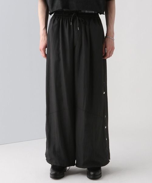 HARE（ハレ）の「【万美＆CHiNPAN×HARE】HAKAMAナイロンパンツ（HARE)（その他パンツ・メンズ・ブラック・FREE）」の10枚目の写真