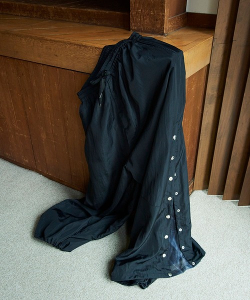 HARE（ハレ）の「【万美＆CHiNPAN×HARE】HAKAMAナイロンパンツ（HARE)（その他パンツ・メンズ・ブラック・FREE）」の22枚目の写真