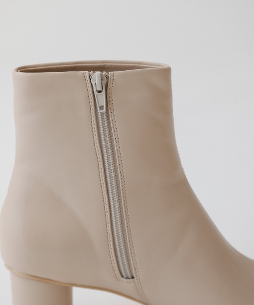 DEICY（デイシー）の「ショートブーツ（ブーツ・レディース・ブラック/ブラウン/ベージュ系その他・S/M/L）」の15枚目の写真