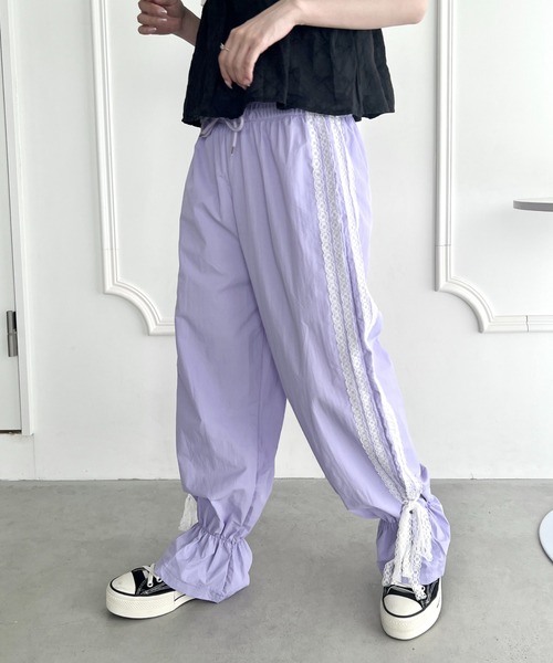 SOLLON.(ソルロン)の「サイドレースリボンナイロンパンツ(その他パンツ・レディース・ブラック/パープル・FREE)」の5枚目の写真
