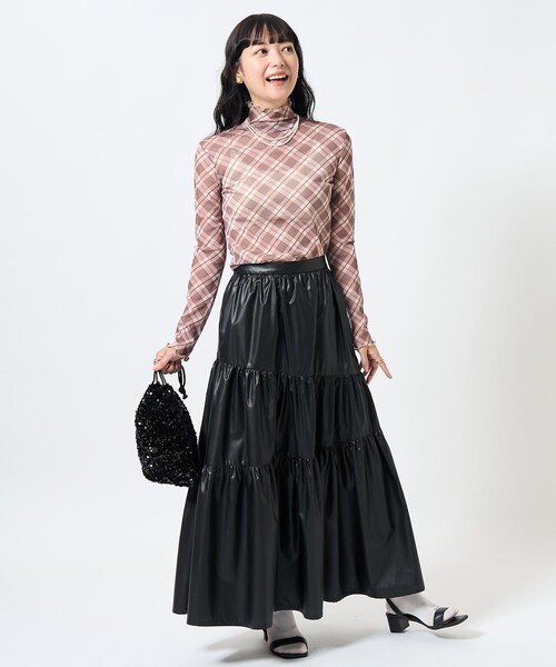 FREAK'S STORE（フリークスストア）の「フェイクレザー アシメティアードスカート（スカート・レディース・ベージュ/ブラック・ﾌﾘ-）」の12枚目の写真