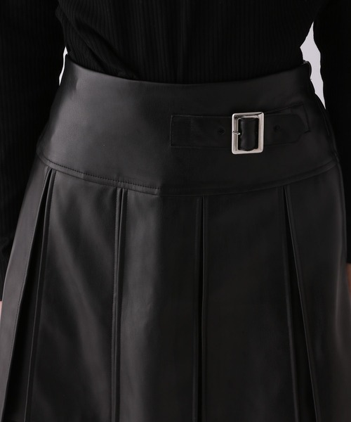 repipi armario（レピピ アルマリオ）の「フェイクレザープリーツスカート（スカート・キッズ・ブラック/グレー系その他・SMALL/MEDIUM/LARGE）」の9枚目の写真