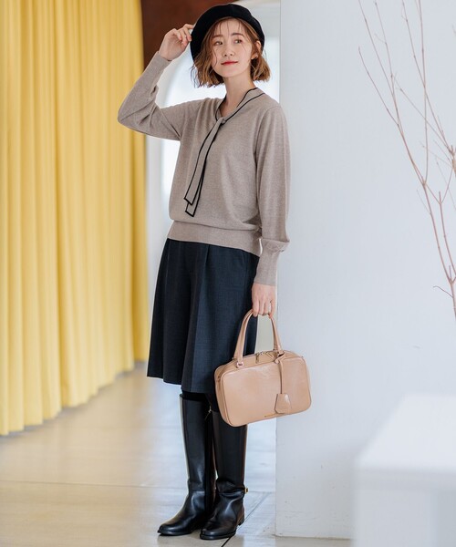 23区 L（ニジュウサンクオオキイサイズ）の「【CLASSY.10月号掲載/洗える】TWマットクロス ハーフパンツ（その他パンツ・レディース・ネイビー系/グレー系・50/48/46/44）」の9枚目の写真
