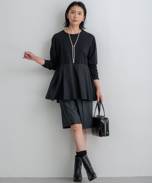 23区 L（ニジュウサンクオオキイサイズ）の「【CLASSY.10月号掲載/洗える】TWマットクロス ハーフパンツ（その他パンツ・レディース・ネイビー系/グレー系・50/48/46/44）」の15枚目の写真
