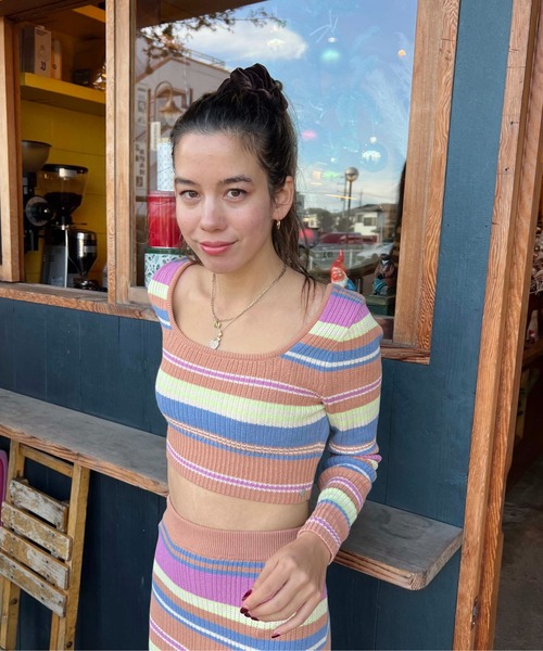 ROXY（ロキシー）の「SUNSHINE DAY/ロキシーショート丈長袖ニットトップス（ニット/セーター・レディース・ピンク・SMALL/MEDIUM/X-SMALL）」の5枚目の写真