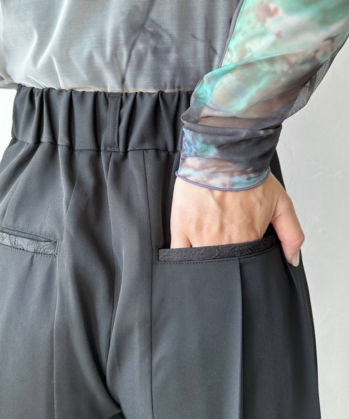 HARE（ハレ）の「プリーツワイドパンツ(HARE)（その他パンツ・レディース・ボルドー/ブラック系その他/ブルー系その他・FREE）」の13枚目の写真