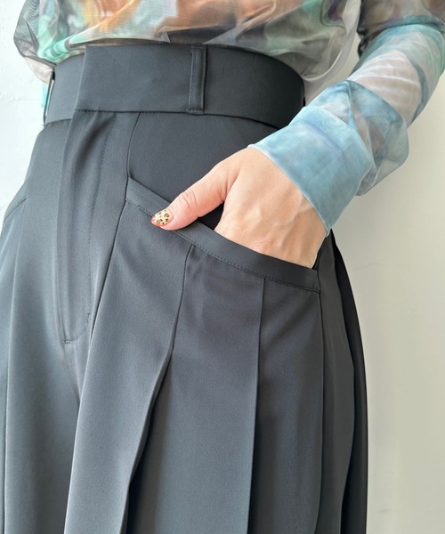 HARE（ハレ）の「プリーツワイドパンツ(HARE)（その他パンツ・レディース・ボルドー/ブラック系その他/ブルー系その他・FREE）」の15枚目の写真