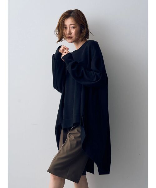 Editt by YECCA VECCA（エディットバイイェッカヴェッカ）の「イレギュラーヘムBIGプルオーバー（Tシャツ/カットソー・レディース・グリーン/ブラック/グレー・FREE）」の12枚目の写真