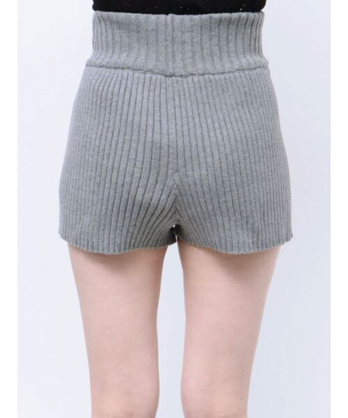 MURUA（ムルーア）の「リブニットキュロット【ショートパンツ】（その他パンツ・レディース・ブラック/グレー/モカ・FREE）」の15枚目の写真