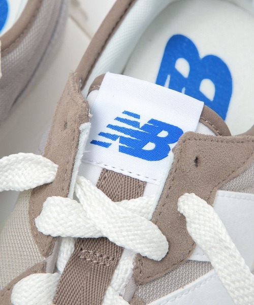 niko and...（ニコアンド）の「【New Balance(ニューバランス)】327 CH（スニーカー・レディース・ブラウン・24.5cm/23.5cm）」の9枚目の写真