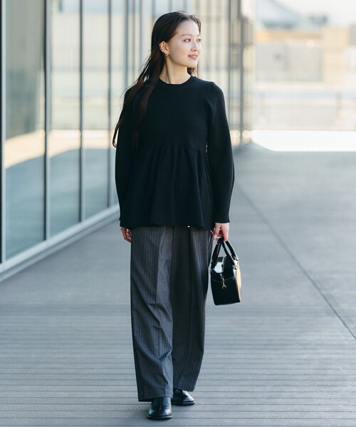 BEAMS HEART（ビームスハート）の「ペプラムフォルム プルオーバーニット（ニット/セーター・レディース・ホワイト系その他5/ブラック/ブラウン系その他4/グレー・FREE）」の12枚目の写真