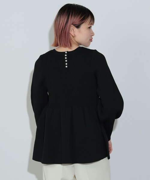 BEAMS HEART（ビームスハート）の「ペプラムフォルム プルオーバーニット（ニット/セーター・レディース・ホワイト系その他5/ブラック/ブラウン系その他4/グレー・FREE）」の6枚目の写真