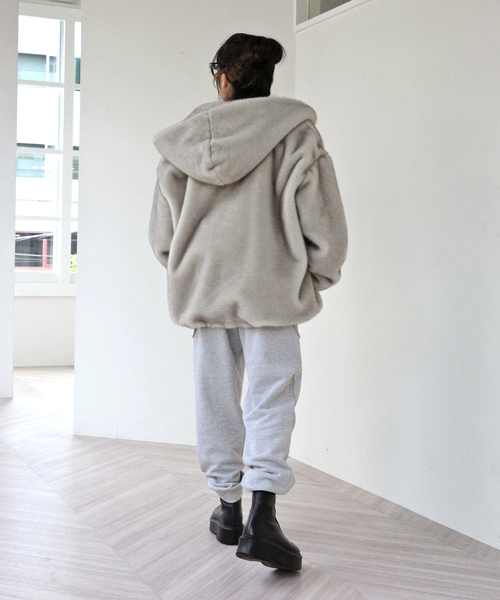 AP STUDIO（エーピーストゥディオ）の「WATERS WHITE ロゴスウェット