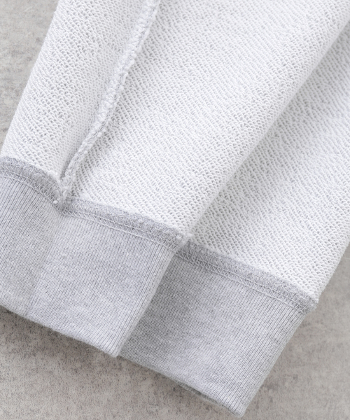 AP STUDIO(エーピーストゥディオ)の「WATERS WHITE ロゴスウェットパンツ(スウェットパンツ・レディース・チャコールグレー/ブラック・36/38)」の22枚目の写真