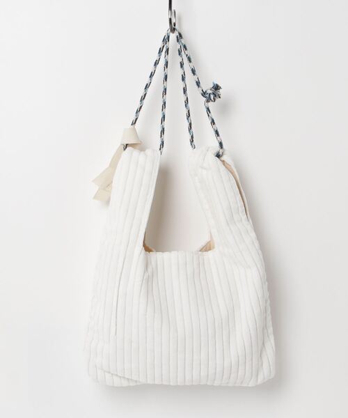 AMERICAN RAG CIE（アメリカンラグシー）の「beej Corduroy bag-Sandwich（ショルダーバッグ・レディース・ブラウン/ライトグレー・FREE）」の6枚目の写真