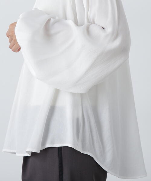 N.（N. Natural Beauty Basic）（エヌエヌナチュラルビューティーベーシック）の「◆前後２ｗａｙボウタイブラウス（シャツ/ブラウス・レディース・チャコールグレー/オフホワイト/ブルー・MEDIUM）」の12枚目の写真