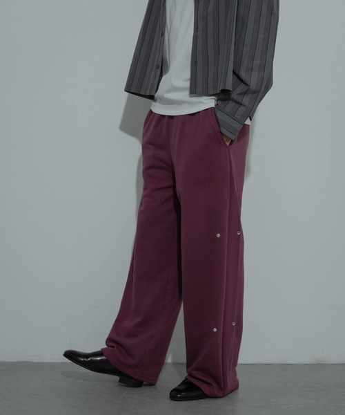 SENSE OF PLACE by URBAN RESEARCH（センスオブプレイスバイアーバンリサーチ）の「サイドスナップスウェットパンツ（その他パンツ・メンズ・ピンク/チャコールグレー/グレー・MEDIUM/LARGE）」の11枚目の写真