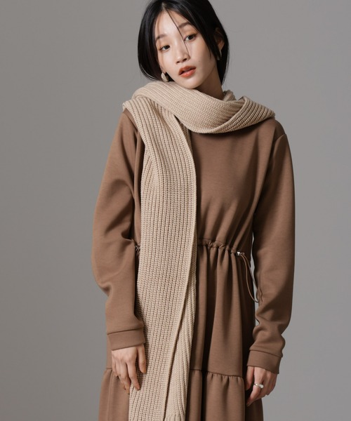 NANO universe(ナノユニバース)の「フードマフラー(マフラー・レディース・ベージュ/グレー/ブラック・FREE)」の6枚目の写真