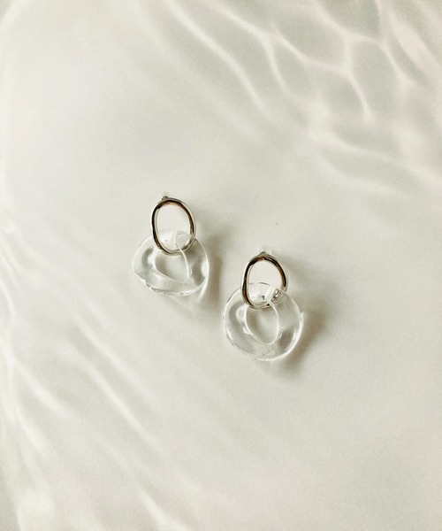 ciite'(シーテ)の「clear hoop pierced earrings / クリア フープ ピアス (両耳用)(ピアス(両耳用)・レディース・ゴールド/シルバー・FREE)」の3枚目の写真