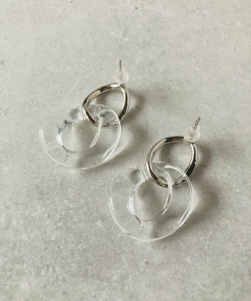 ciite'(シーテ)の「clear hoop pierced earrings / クリア フープ ピアス (両耳用)(ピアス(両耳用)・レディース・ゴールド/シルバー・FREE)」の4枚目の写真