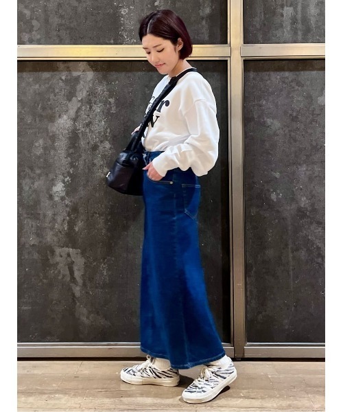 Right-on（ライトオン）の「デニムナロースカート（デニムスカート・レディース・ダークインディゴブルー・S/M/L/XL）」の14枚目の写真