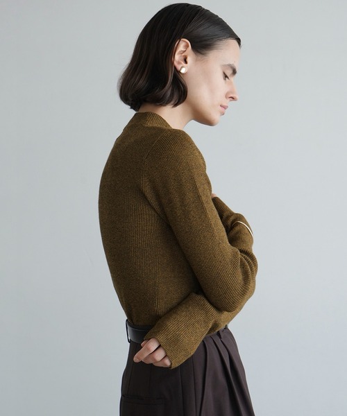 CLANE(クラネ)の「H/N RIB KNIT TOPS(ニット/セーター・レディース・ホワイト/グレー/ブラック/その他・1/2)」の7枚目の写真