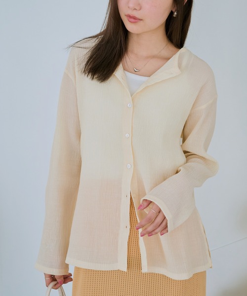 LAVEANGE(ラビアンジェ)の「【洗える】シアーブラウスカーデ(シャツ/ブラウス・レディース・レッド/ブラック/オフホワイト・M/LL/3L/4L/5L)」の2枚目の写真