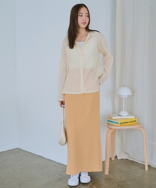 LAVEANGE(ラビアンジェ)の「【洗える】シアーブラウスカーデ(シャツ/ブラウス・レディース・レッド/ブラック/オフホワイト・M/LL/3L/4L/5L)」の11枚目の写真