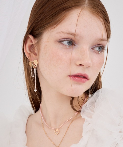 ANU(アヌ)の「heart chain pierce - ハートチェーンピアス(ピアス(両耳用)・レディース・シルバー/ゴールド・FREE)」の6枚目の写真