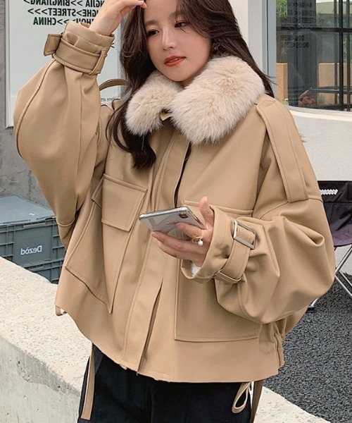 H.TOKYO(エイチトウキョウ)の「ファー付きライダースブルゾン(ブルゾン・レディース・カーキ/ブラック・X-LARGE/LARGE/MEDIUM)」の9枚目の写真