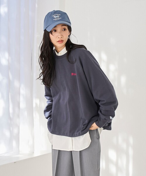 PENNEYS(ぺニーズ)の「Penneys(ぺニーズ)別注 裾ドロスト裏毛スウェットプルオーバー(スウェット・レディース・グレー/ナチュラル/ライトブルー/ネイビー/ピンク・M/L)」の13枚目の写真