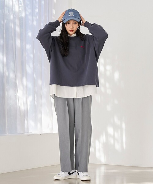 PENNEYS(ぺニーズ)の「Penneys(ぺニーズ)別注 裾ドロスト裏毛スウェットプルオーバー(スウェット・レディース・グレー/ナチュラル/ライトブルー/ネイビー/ピンク・M/L)」の17枚目の写真
