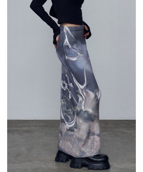 EMODA（エモダ）の「マキシプリントリブニットスカート（スカート・レディース・ブラック/その他/その他1・FREE）」の4枚目の写真