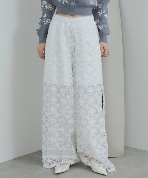 VIOLETTA(ヴィオレッタ)の「サイドラインフラワーワイドパンツ(その他パンツ・レディース・ブラック/ホワイト・M/S)」の20枚目の写真