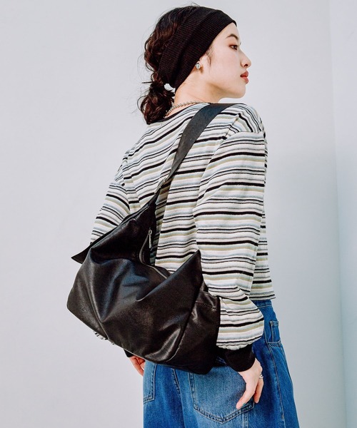 LEPSIM（レプシィム）の「ソフトフェイクレザーBIGショルダー　287581（ショルダーバッグ・レディース・ブラック/アイボリー/ブラウン・ONE SIZE）」の10枚目の写真