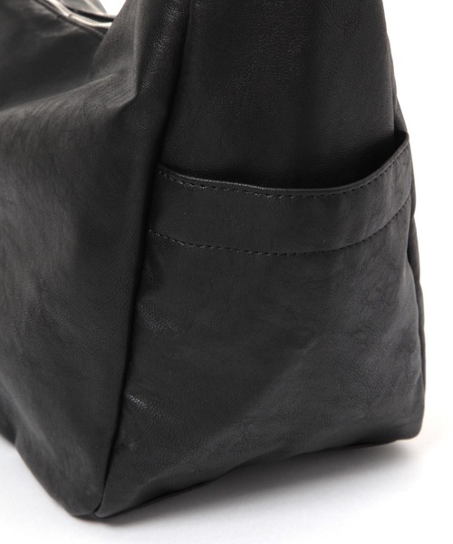 LEPSIM（レプシィム）の「ソフトフェイクレザーBIGショルダー　287581（ショルダーバッグ・レディース・ブラック/アイボリー/ブラウン・ONE SIZE）」の16枚目の写真