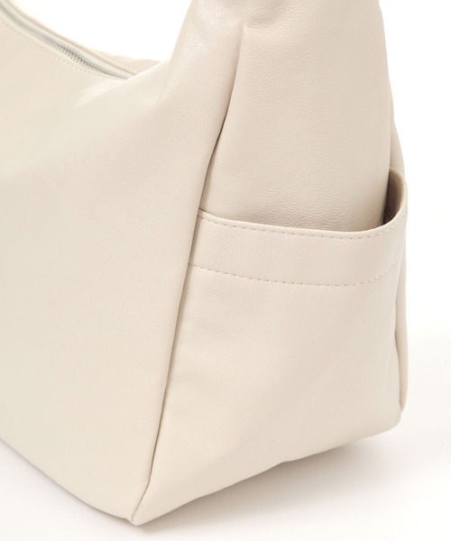 LEPSIM（レプシィム）の「ソフトフェイクレザーBIGショルダー　287581（ショルダーバッグ・レディース・ブラック/アイボリー/ブラウン・ONE SIZE）」の22枚目の写真
