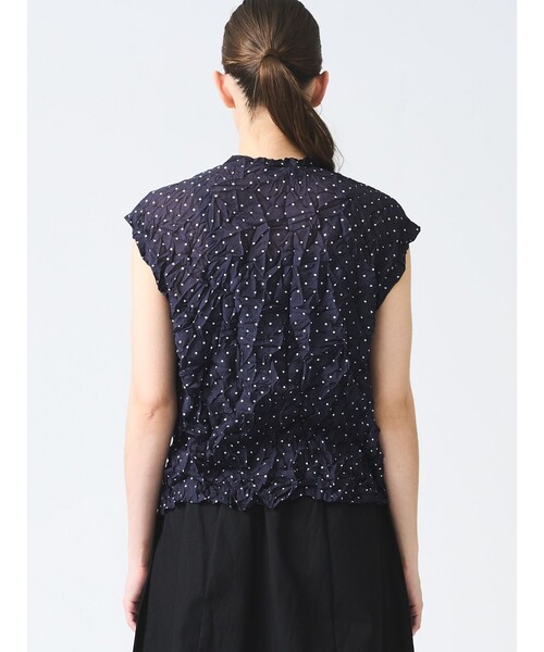 mizuiroind(ミズイロインド)の「mizuiro ind ドットプリントキャッチワッシャーノースリーブシャツ(シャツ/ブラウス・レディース・オフホワイト/ブラック/ネイビー・FREE)」の10枚目の写真