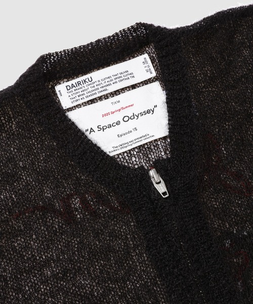 DAIRIKU(ダイリク)の「"Skul" Mohair Zip Up Cardigan(カーディガン/ボレロ・メンズ・ブラック/ホワイト・MEDIUM)」の6枚目の写真