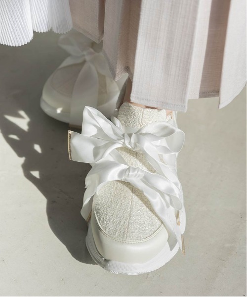 RANDA(ランダ)の「サテンリボンツイードスニーカー(スニーカー・レディース・ブラック/ホワイト・S/M/L/LL)」の6枚目の写真